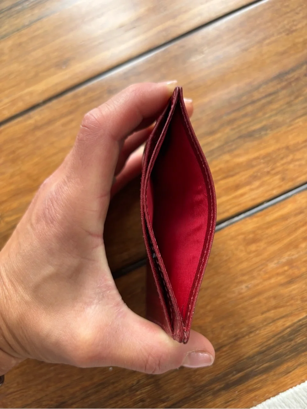 Portland Leather Card Wallet Holder Saddlestone Vertical Red Rock
